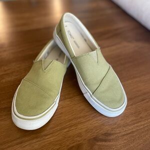 Toms Sneakers